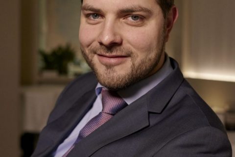 Cedric Kuster, Directeur de restaurant