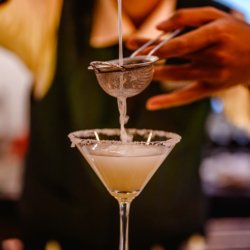 La formation “Employé Barman” devient “Métiers du Bar”